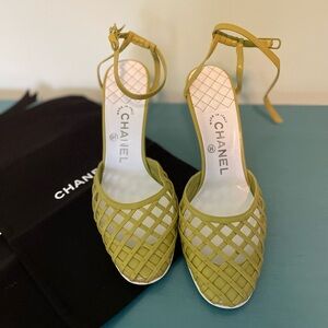 Chanel Leather Trellis Heels from the 2004 Cruise Collection